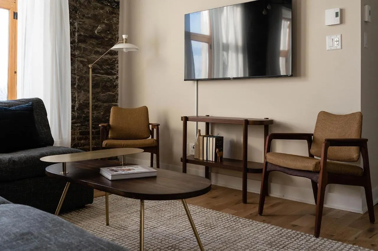 **** Aparthotel Maison Place Royale By Luxury In Transit Montreal Canada
