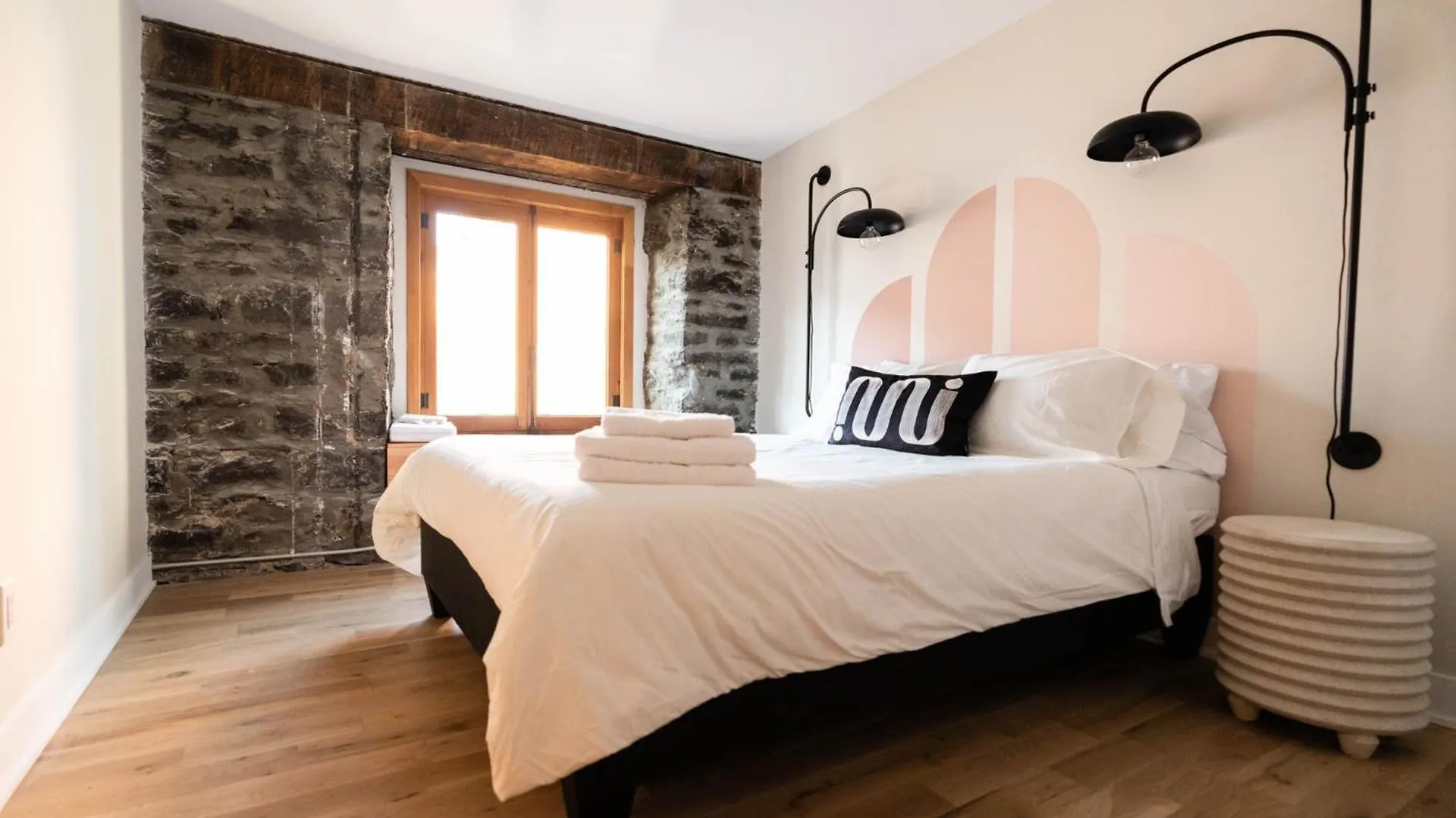 Maison Place Royale By Luxury In Transit Montreal