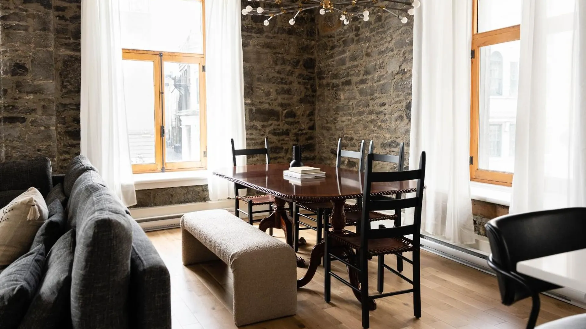 Maison Place Royale By Luxury In Transit Montreal Aparthotel
